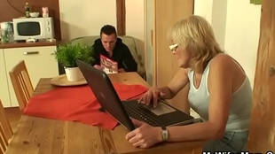 This chab copulates porn-loving venerable granny